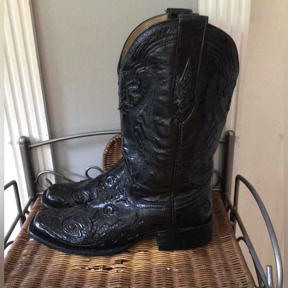 Corral Vintage custom snake skin cowboy boots